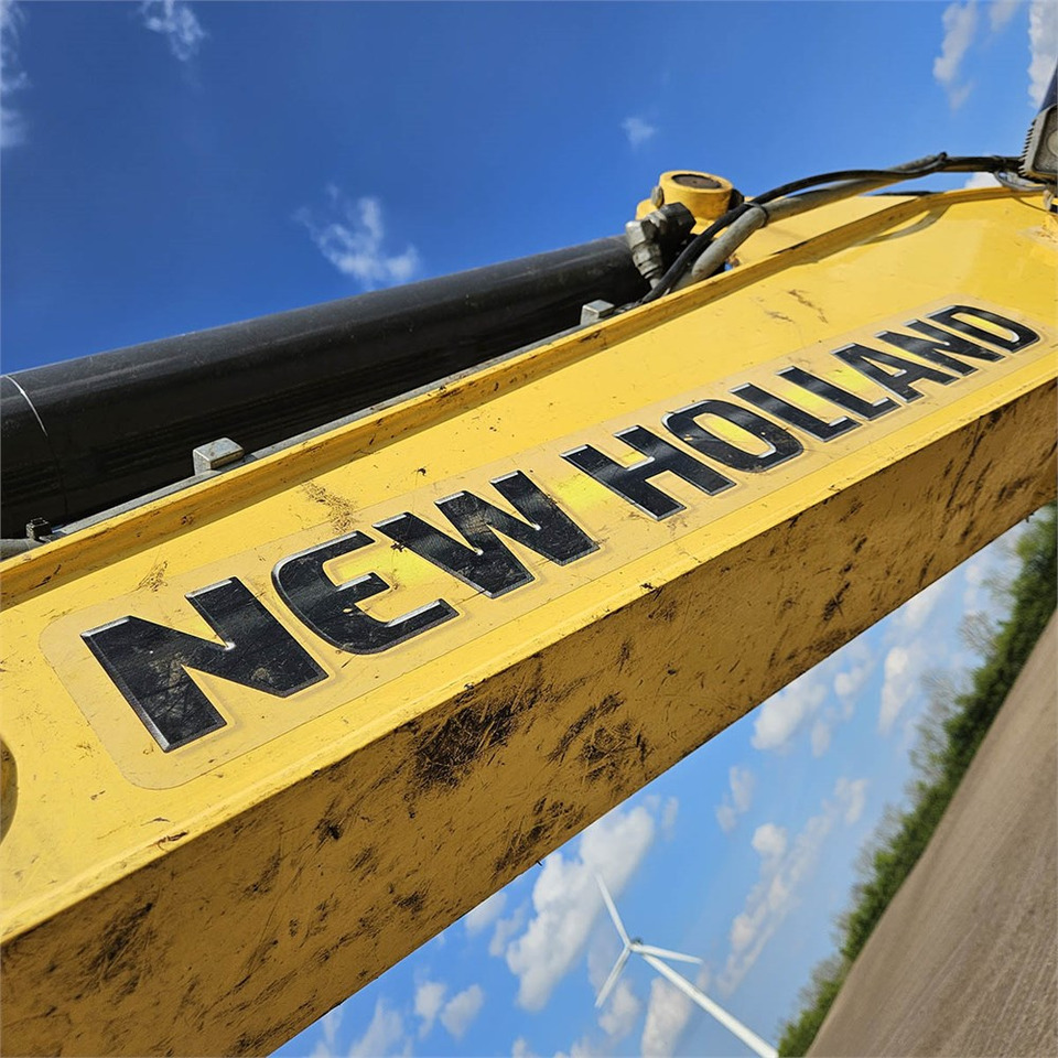 Mini pelle New Holland E39 B: photos 32 Mini pelle New Holland E39 B: photos 32