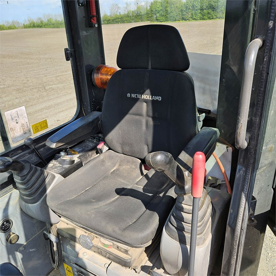 Mini pelle New Holland E39 B: photos 10 Mini pelle New Holland E39 B: photos 10