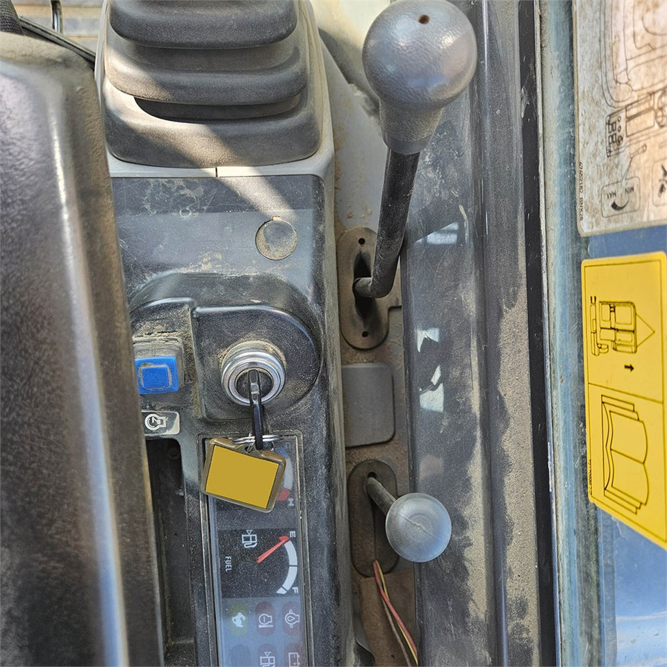 Mini pelle New Holland E39 B: photos 14 Mini pelle New Holland E39 B: photos 14