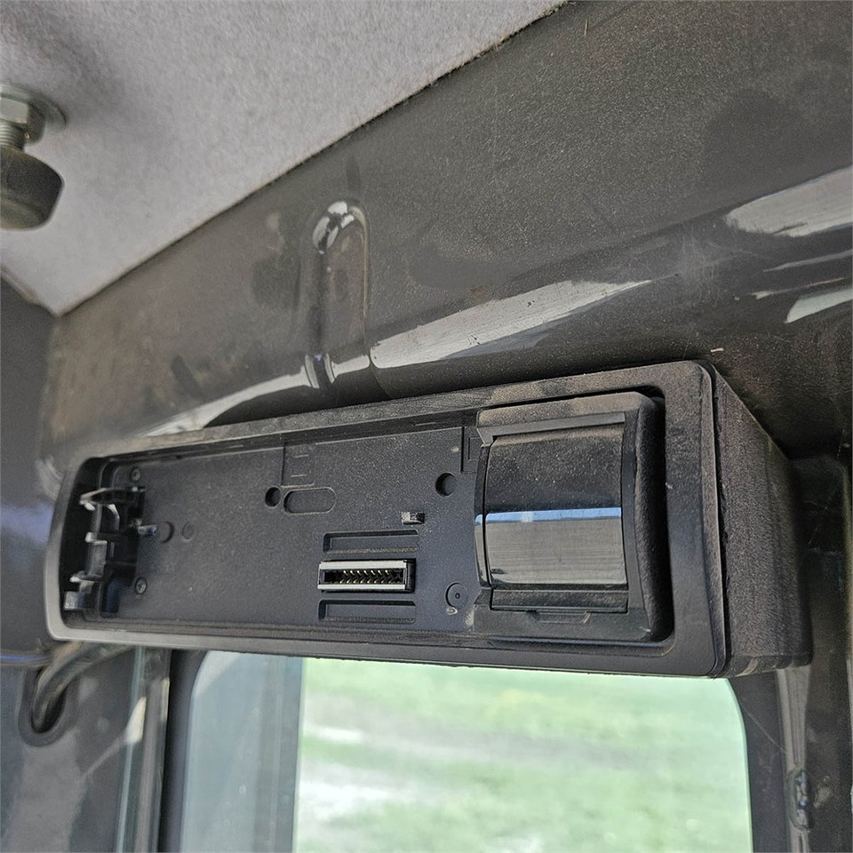 Mini pelle New Holland E39 B: photos 21 Mini pelle New Holland E39 B: photos 21