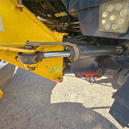 Niveleuse New Holland F 106.7A: photos 18 Niveleuse New Holland F 106.7A: photos 18