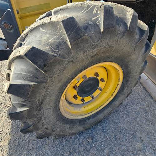 Niveleuse New Holland F 106.7A: photos 48 Niveleuse New Holland F 106.7A: photos 48