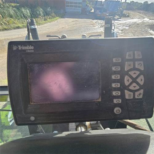 Niveleuse New Holland F 106.7A: photos 13 Niveleuse New Holland F 106.7A: photos 13