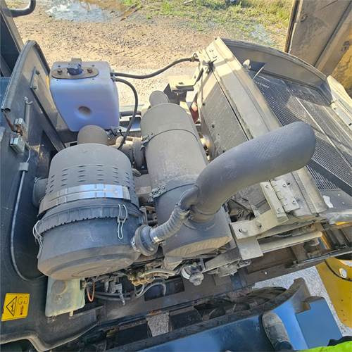 Niveleuse New Holland F 106.7A: photos 30 Niveleuse New Holland F 106.7A: photos 30