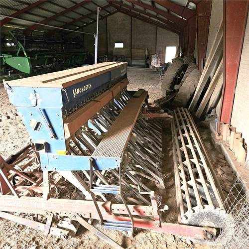 Nordsten CLP400 Kombi flex - Semoir/ Planteuse: photos 4 Nordsten CLP400 Kombi flex - Semoir/ Planteuse: photos 4