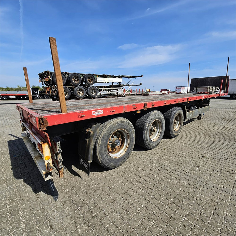 Pacton Flatbed - Semi-remorque plateau: photos 1 Pacton Flatbed - Semi-remorque plateau: photos 1