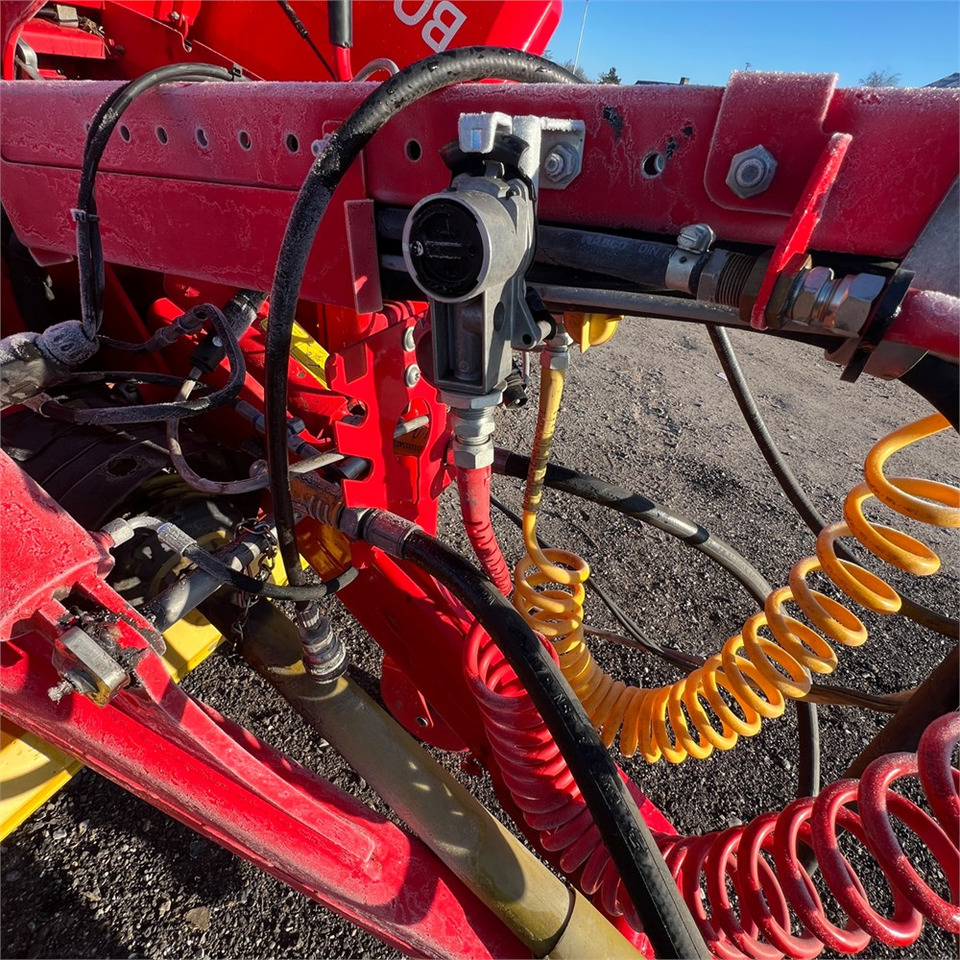 Matériel de fenaison Pöttinger Boss Alpine 251: photos 24