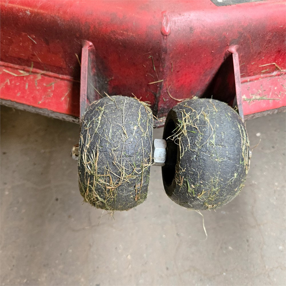 Motofaucheuse Toro 31975: photos 38 Motofaucheuse Toro 31975: photos 38