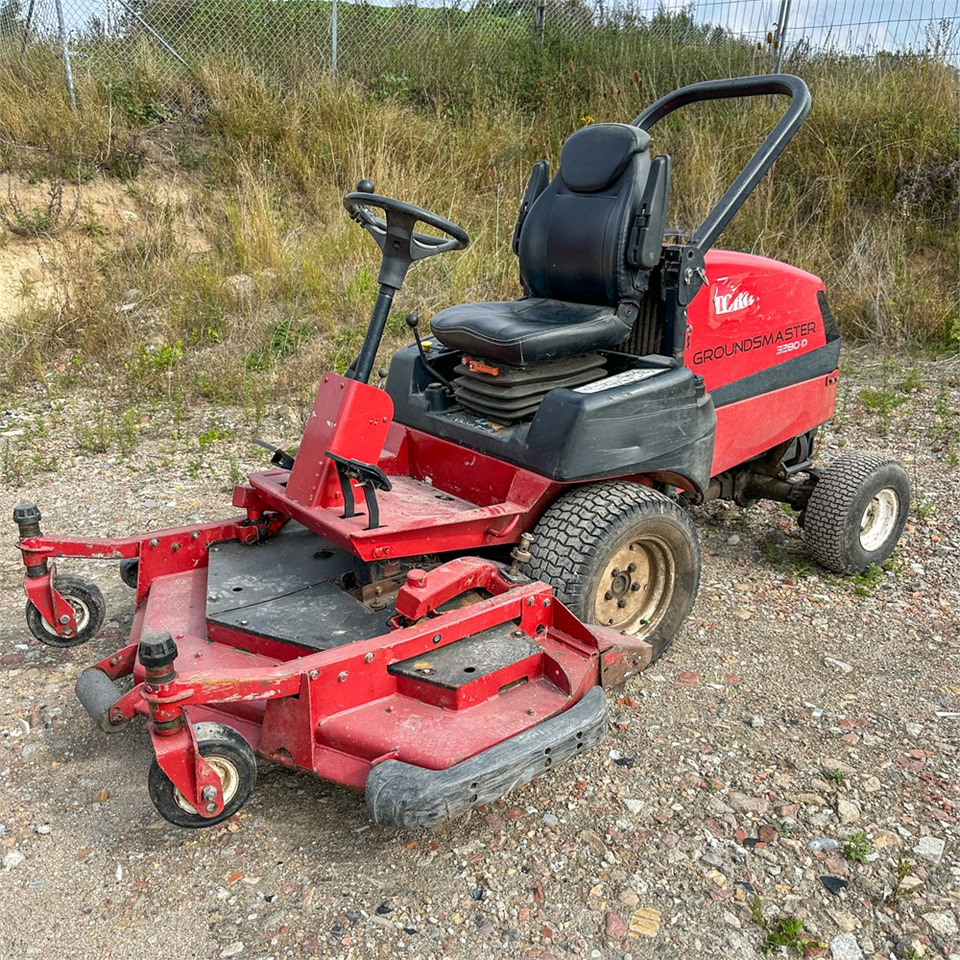 Toro Groundsmaster 3280 D - Motofaucheuse: photos 3 Toro Groundsmaster 3280 D - Motofaucheuse: photos 3