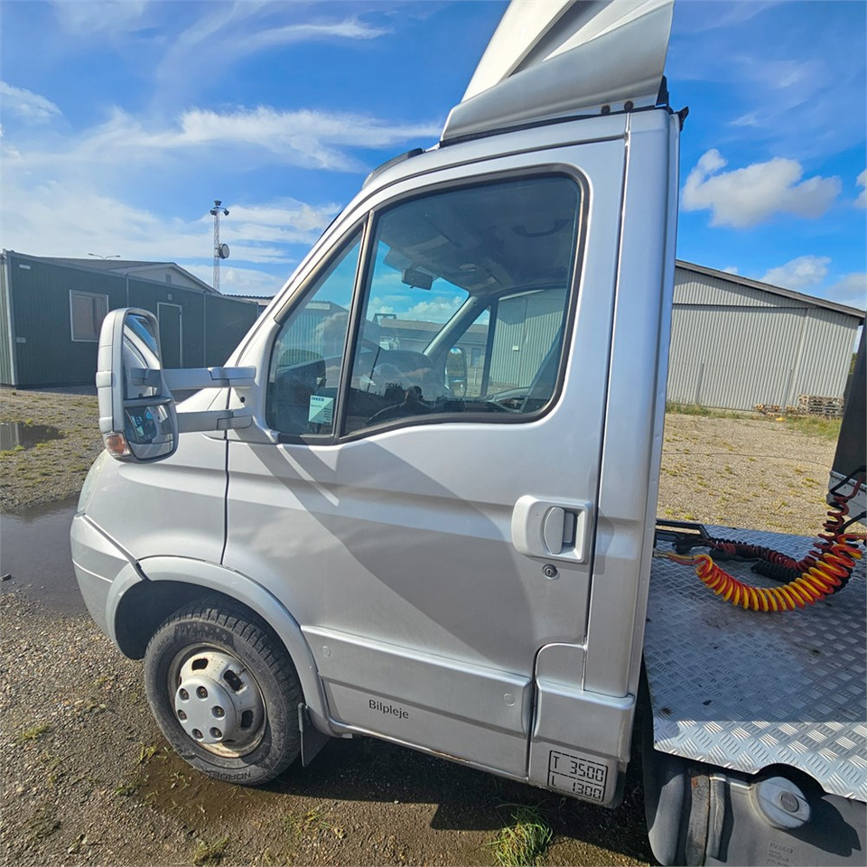 Tracteur routier Iveco Daily: photos 10