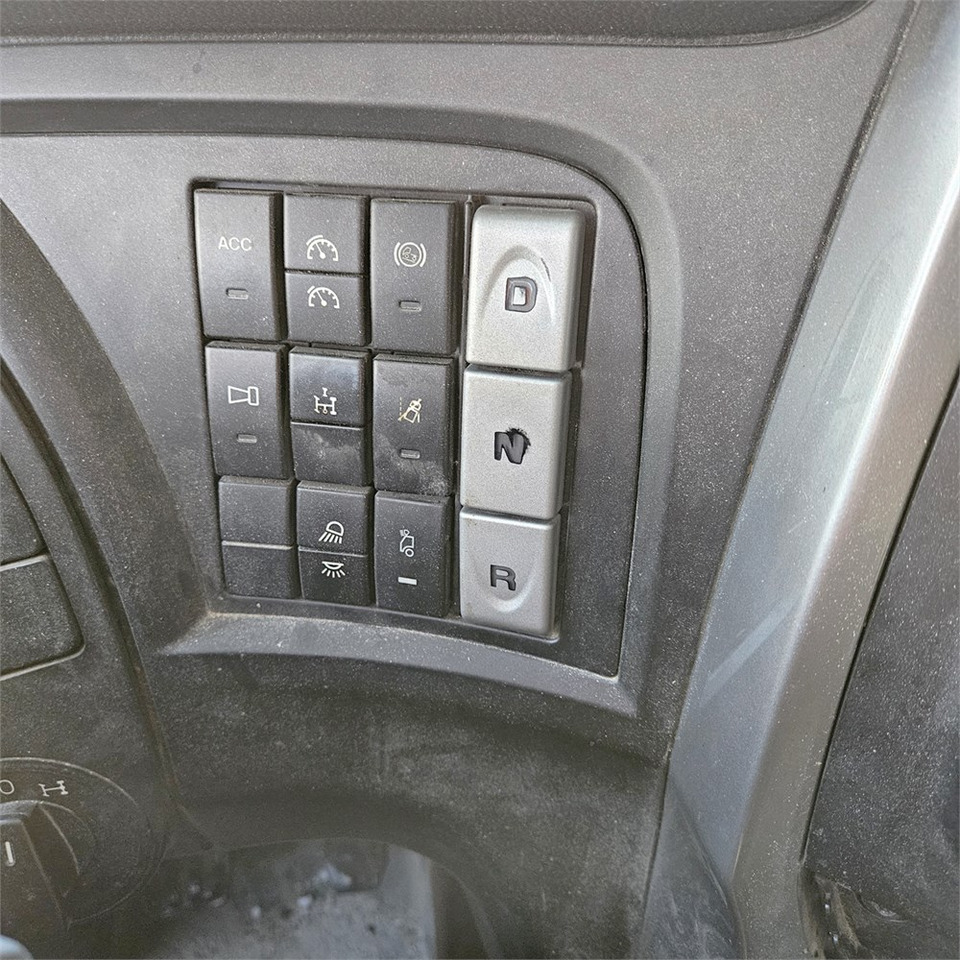 Tracteur routier Iveco Stralis 480: photos 15