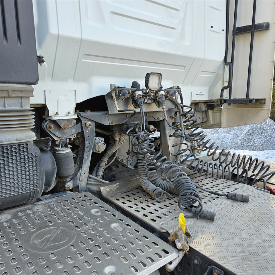 Tracteur routier Iveco Stralis 480: photos 20