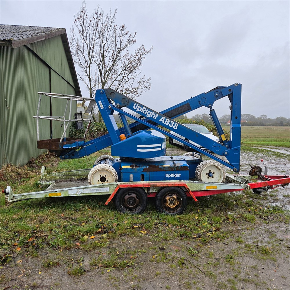 UpRight AB38 - Nacelle articulée: photos 5 UpRight AB38 - Nacelle articulée: photos 5