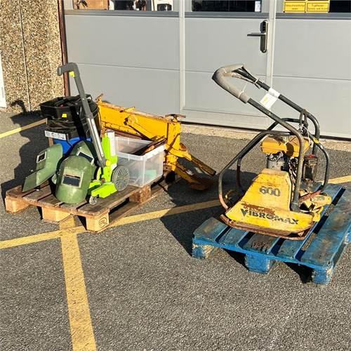 Vibromax AV 600 - Plaque vibrante: photos 1 Vibromax AV 600 - Plaque vibrante: photos 1