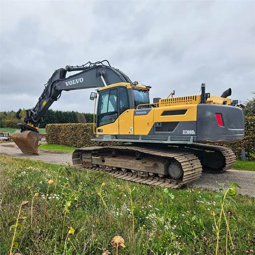 Volvo EC300 DL - Pelle sur chenille: photos 1 Volvo EC300 DL - Pelle sur chenille: photos 1