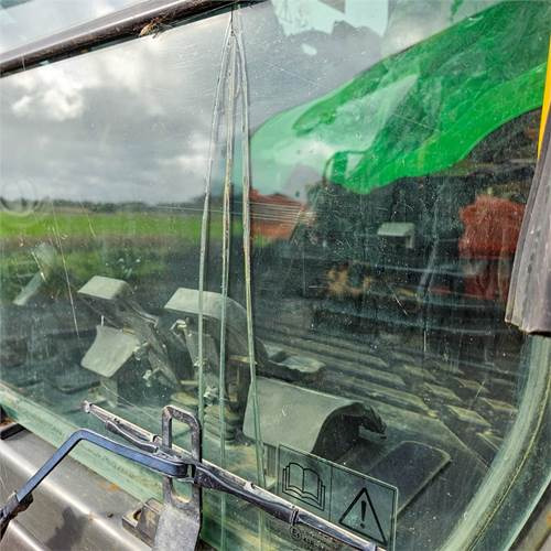 Volvo EC300 EL — crédit-bail Volvo EC300 EL: photos 25