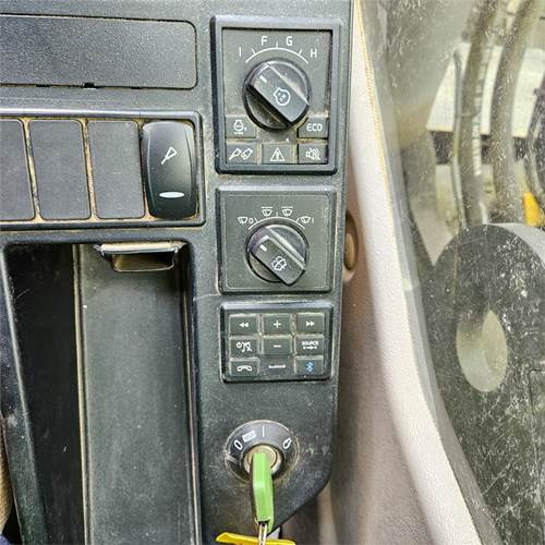 Volvo EC300 EL — crédit-bail Volvo EC300 EL: photos 22