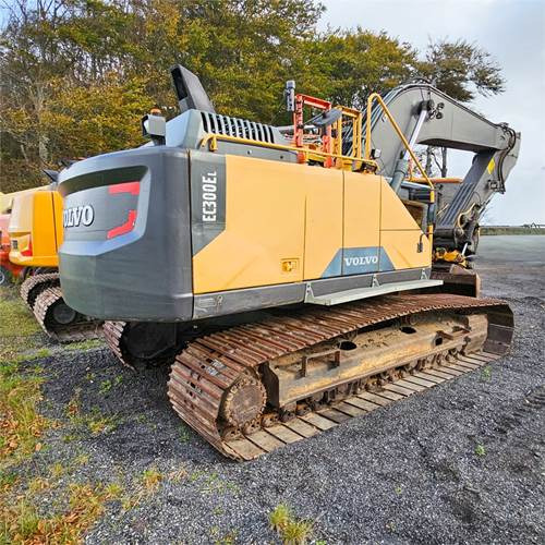 Volvo EC300 EL — crédit-bail Volvo EC300 EL: photos 8