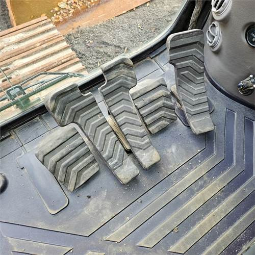 Volvo EC300 EL — crédit-bail Volvo EC300 EL: photos 17