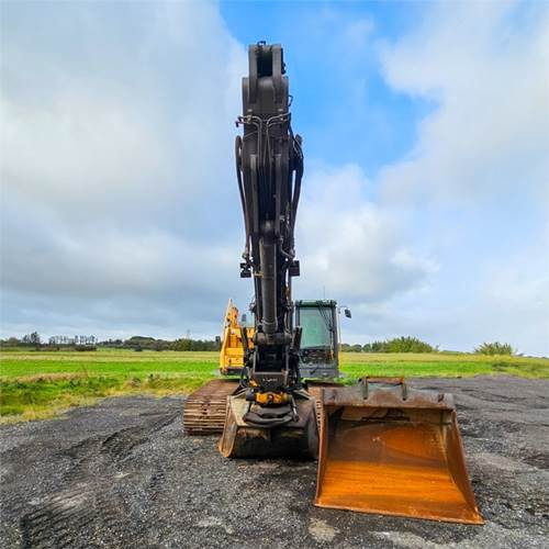 Volvo EC300 EL — crédit-bail Volvo EC300 EL: photos 10