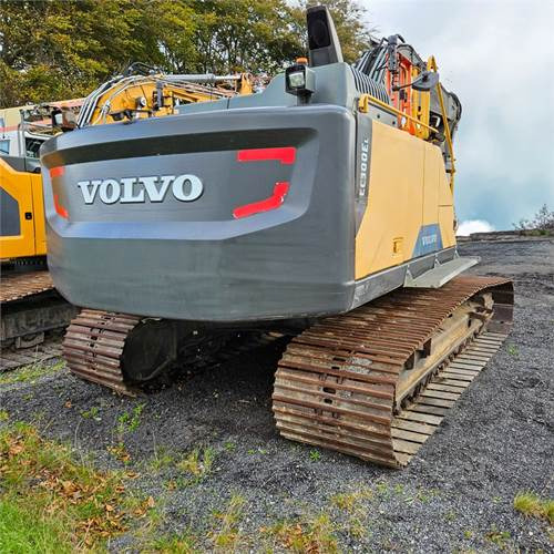 Volvo EC300 EL — crédit-bail Volvo EC300 EL: photos 9