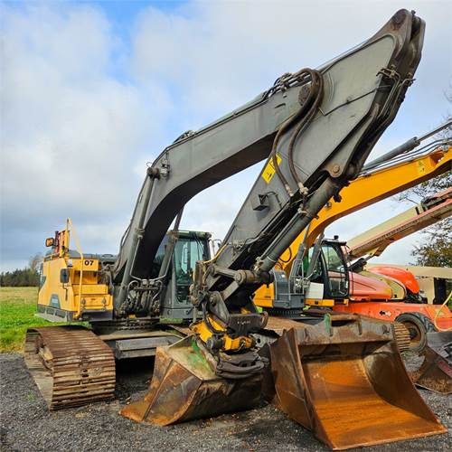 Volvo EC300 EL — crédit-bail Volvo EC300 EL: photos 11