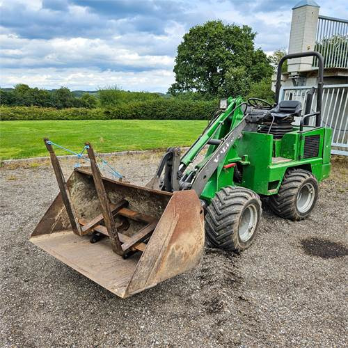 Volvo ZL302C - Chargeuse sur pneus: photos 2 Volvo ZL302C - Chargeuse sur pneus: photos 2