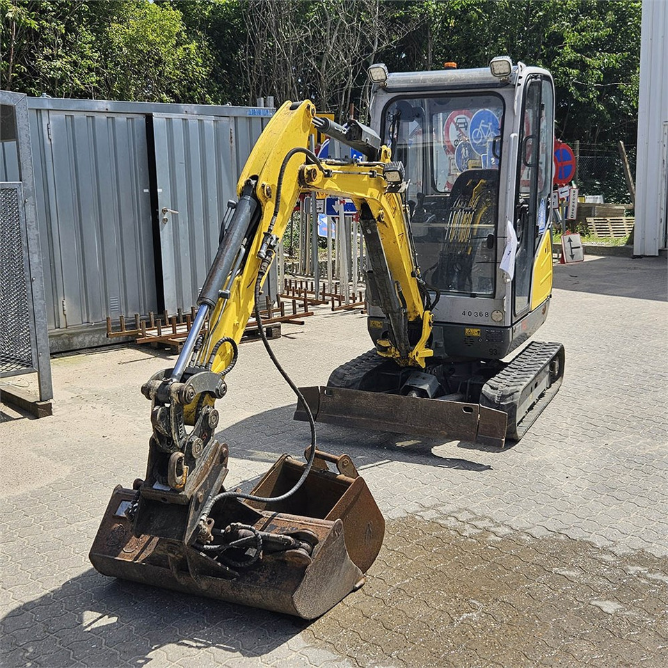 Wacker Neuson ET 18 - Mini pelle: photos 4 Wacker Neuson ET 18 - Mini pelle: photos 4