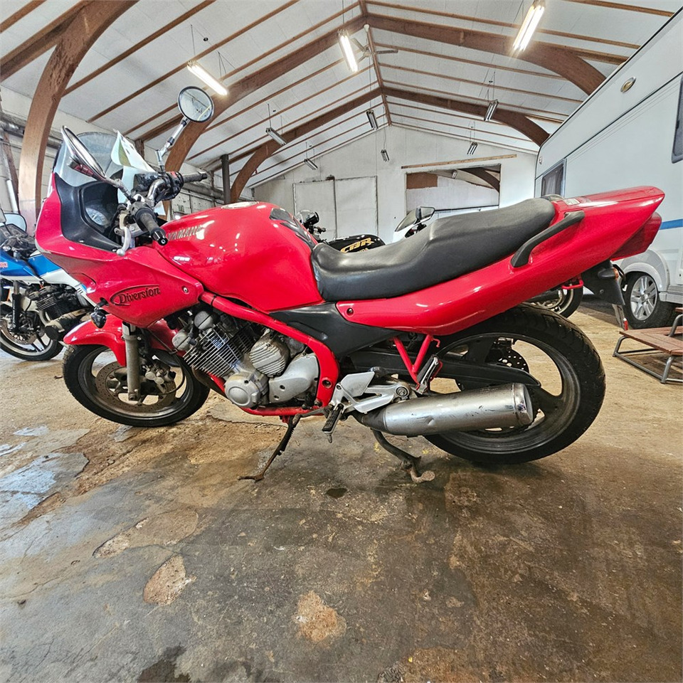 Yamaha XJ600 Diversion - Motocyclette: photos 2 Yamaha XJ600 Diversion - Motocyclette: photos 2