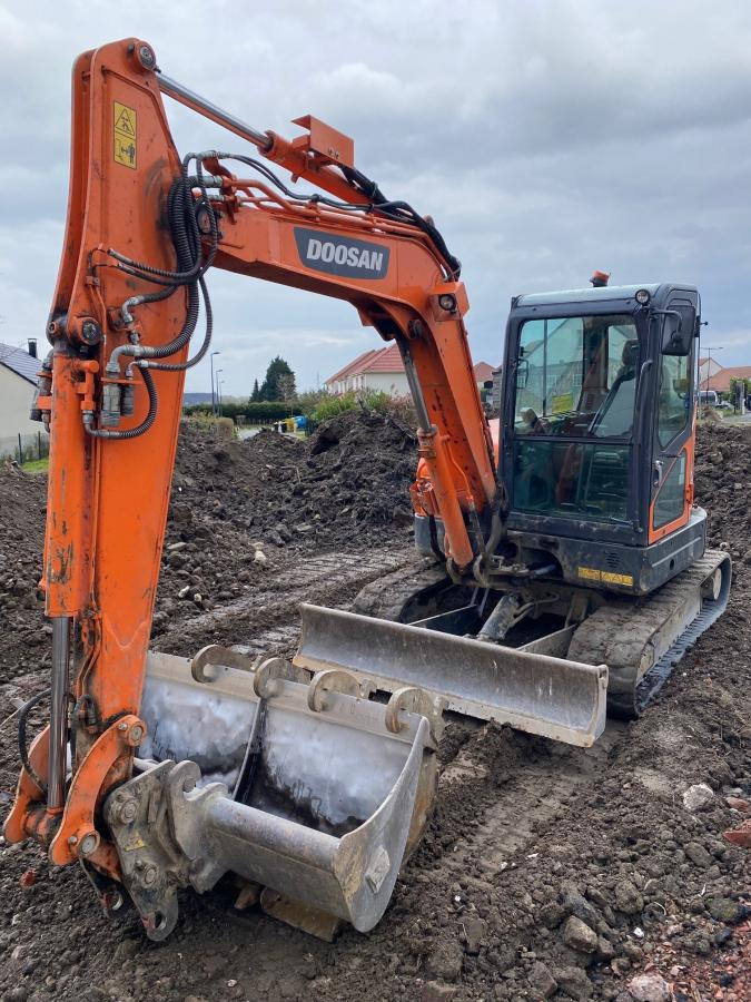 Doosan DX 62R-3 - Mini pelle: photos 3 Doosan DX 62R-3 - Mini pelle: photos 3