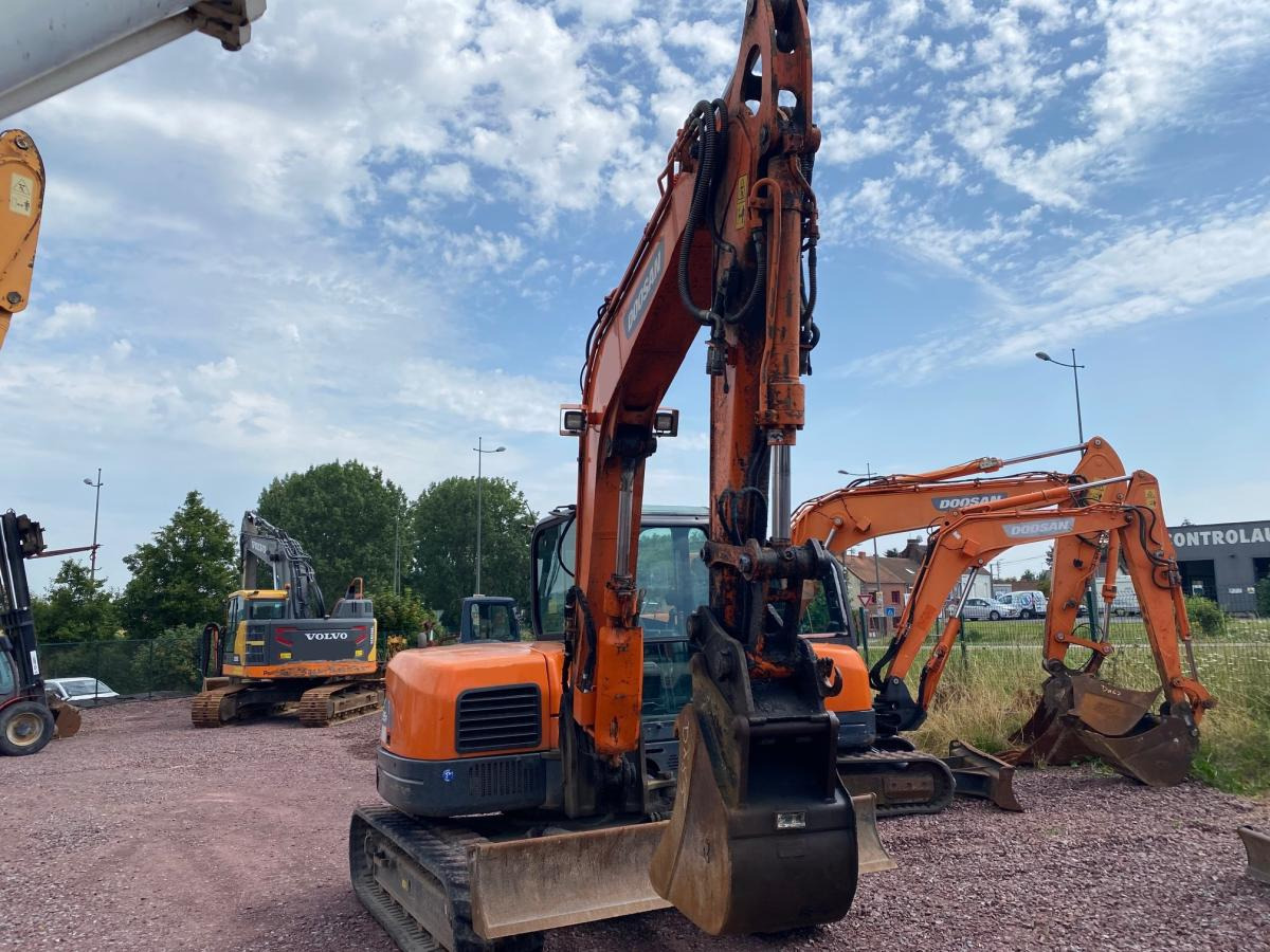 Doosan DX 85R-3 - Mini pelle: photos 5 Doosan DX 85R-3 - Mini pelle: photos 5