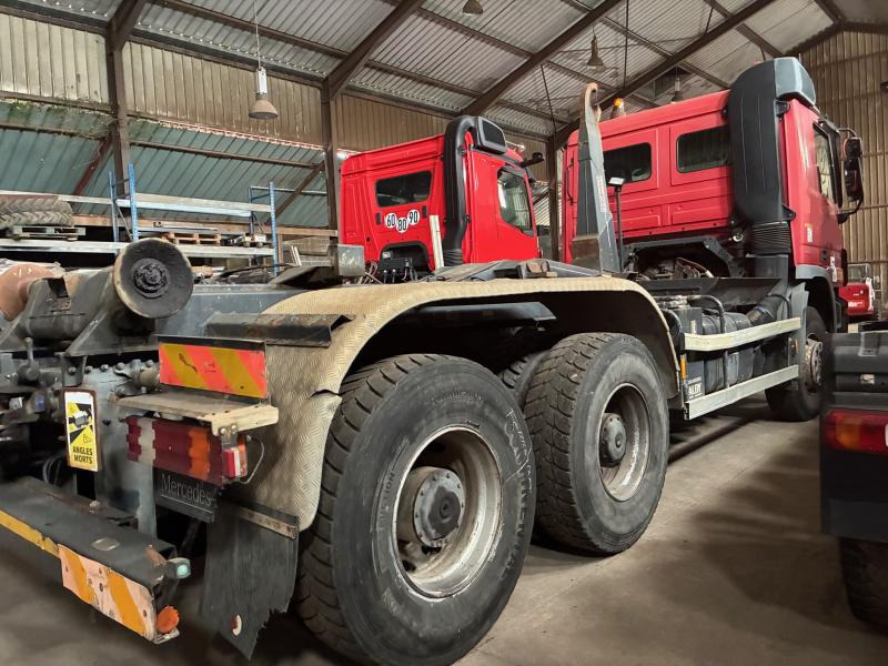 Mercedes 6X4 ACTROS 3341 - Camion ampliroll: photos 5 Mercedes 6X4 ACTROS 3341 - Camion ampliroll: photos 5