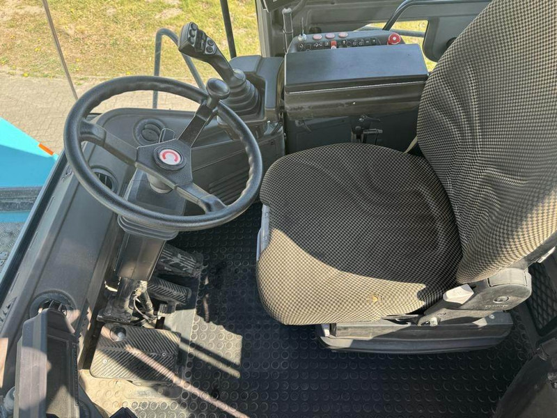 Reach stacker SMV SC108TC6: photos 10 Reach stacker SMV SC108TC6: photos 10