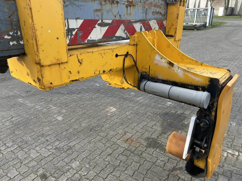 Seith Pipehandling Reachstacker 15036 - Reach stacker: photos 5 Seith Pipehandling Reachstacker 15036 - Reach stacker: photos 5