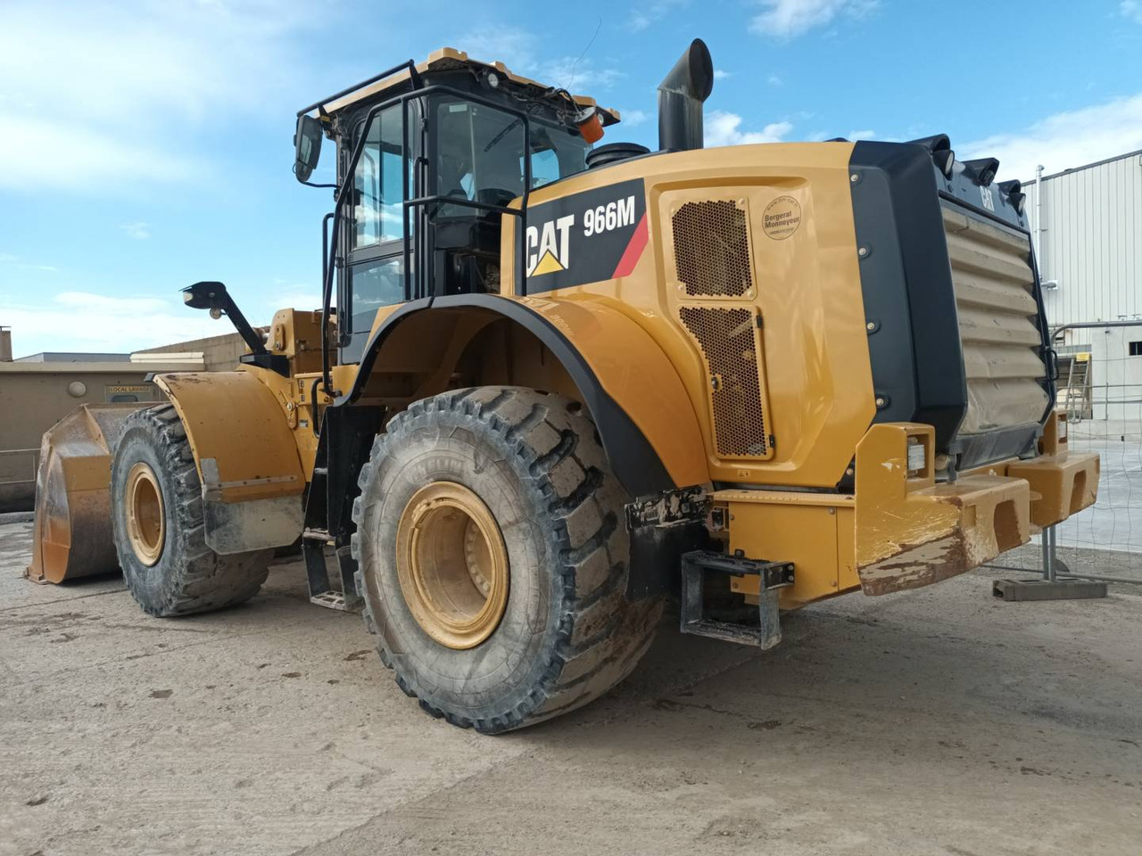 CAT 966M - Chargeuse sur pneus: photos 4 CAT 966M - Chargeuse sur pneus: photos 4