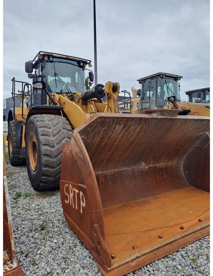 CAT 972K - Chargeuse sur pneus: photos 2 CAT 972K - Chargeuse sur pneus: photos 2