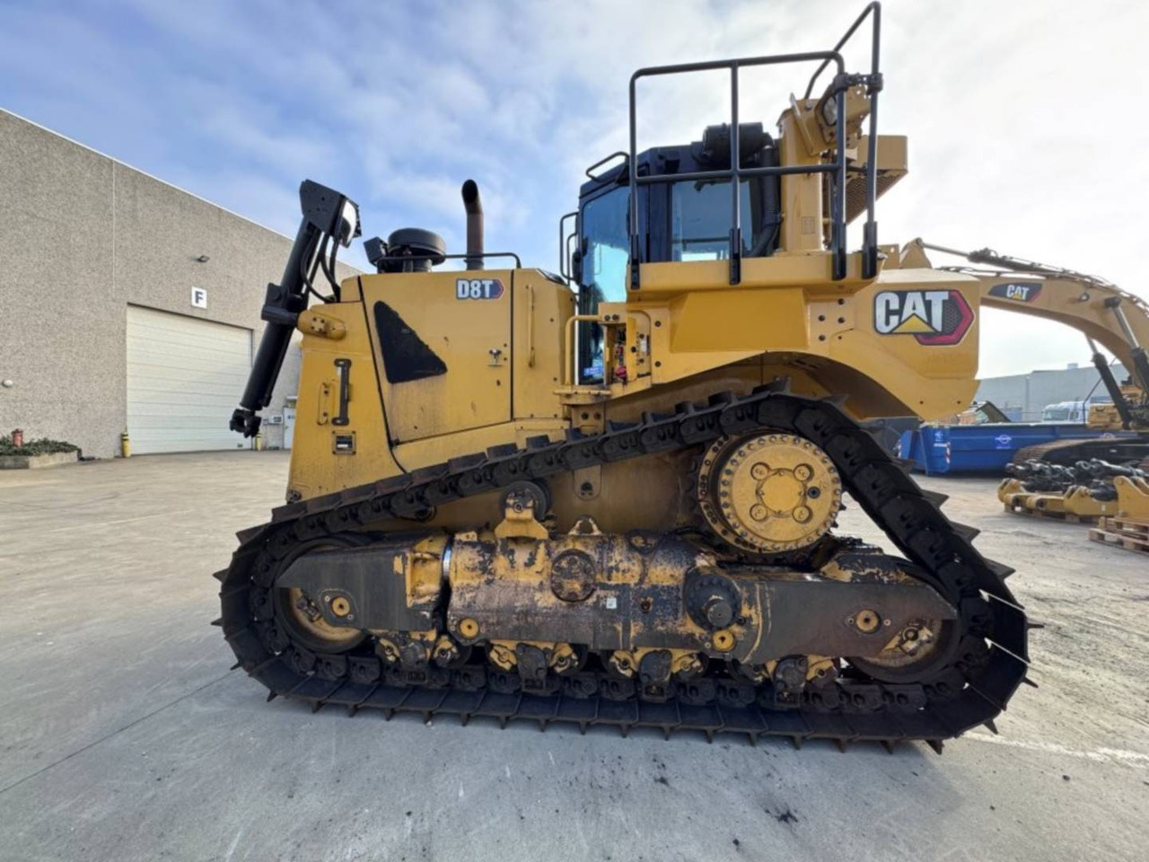CAT D8T — crédit-bail CAT D8T: photos 11