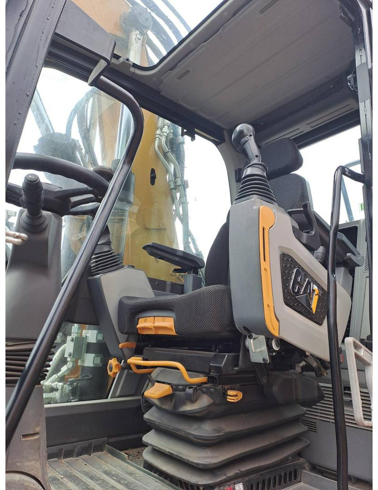 Pelle sur pneus CAT M315: photos 6