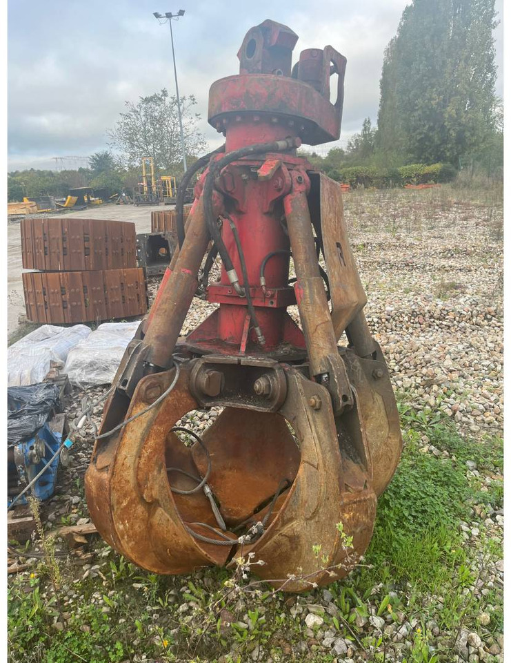 ROSSI GRAPPIN/ROZZI/GRAPPLE/600L - Grappin: photos 1 ROSSI GRAPPIN/ROZZI/GRAPPLE/600L - Grappin: photos 1