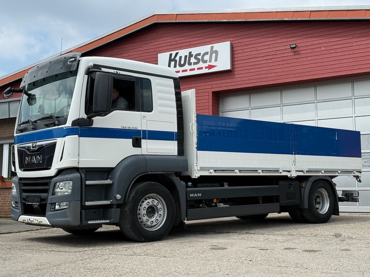 MAN TGS 18.430 BL Pritsche 5,50m, EURO 6D - Camion plateau: photos 1 MAN TGS 18.430 BL Pritsche 5,50m, EURO 6D - Camion plateau: photos 1