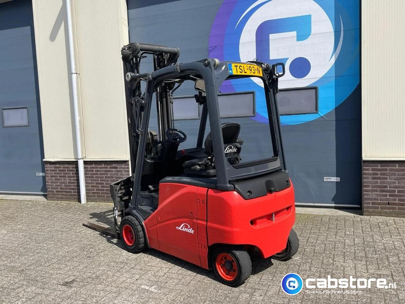 Linde E18PH-01 Elektrische hef truck - Electric Forklift - Year 2011- Side shift - Vorkverstelling - Chariot élévateur: photos 4 Linde E18PH-01 Elektrische hef truck - Electric Forklift - Year 2011- Side shift - Vorkverstelling - Chariot élévateur: photos 4