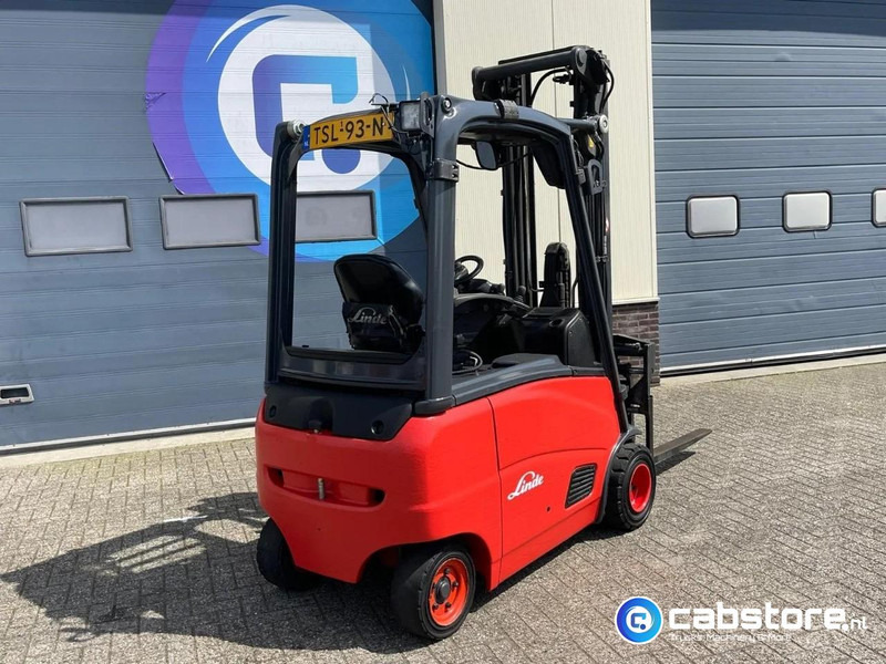 Linde E18PH-01 Elektrische hef truck - Electric Forklift - Year 2011- Side shift - Vorkverstelling - Chariot élévateur: photos 3 Linde E18PH-01 Elektrische hef truck - Electric Forklift - Year 2011- Side shift - Vorkverstelling - Chariot élévateur: photos 3