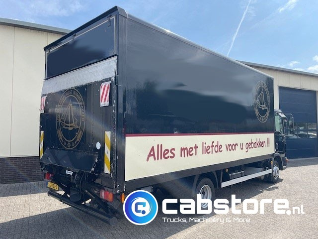 MAN TGL 8.180 4X2 BB Euro 5 - Handgeschakelde versnellingsbak - Laadklep - Bouwjaar 2010 - 3 zitplaatsen - Fourgon grand volume: photos 5 MAN TGL 8.180 4X2 BB Euro 5 - Handgeschakelde versnellingsbak - Laadklep - Bouwjaar 2010 - 3 zitplaatsen - Fourgon grand volume: photos 5