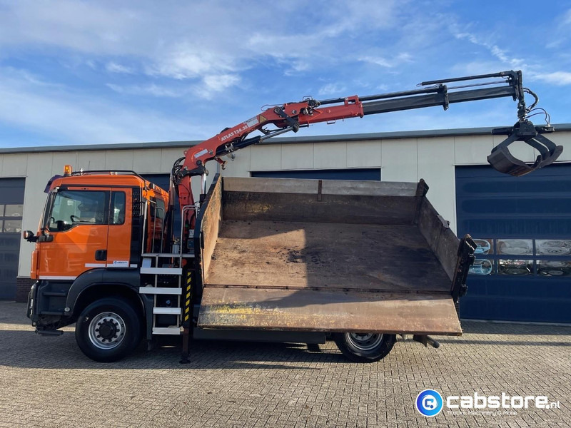 MAN TGS 18.320 4X4H BL EEV Euro 5 - ATLAS 126.3E Laadkraan - 2-zijdige kipper - Bouwjaar 2013 - Km 205.974 !! - Good condition - NL Truck - Camion grue: photos 5 MAN TGS 18.320 4X4H BL EEV Euro 5 - ATLAS 126.3E Laadkraan - 2-zijdige kipper - Bouwjaar 2013 - Km 205.974 !! - Good condition - NL Truck - Camion grue: photos 5