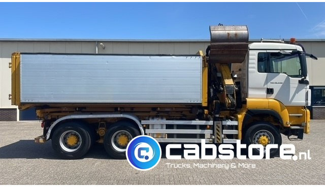 MAN TGS 26.440 6X6 BB EEV MAN TGS 26.440 Euro 5 EEV - 6X6 - Laadkraan - Kipper - Kabelsysteem - Bouwjaar 2010 - Km 657.509 - APK tot 22-11-2025 !! - Camion grue: photos 3 MAN TGS 26.440 6X6 BB EEV MAN TGS 26.440 Euro 5 EEV - 6X6 - Laadkraan - Kipper - Kabelsysteem - Bouwjaar 2010 - Km 657.509 - APK tot 22-11-2025 !! - Camion grue: photos 3