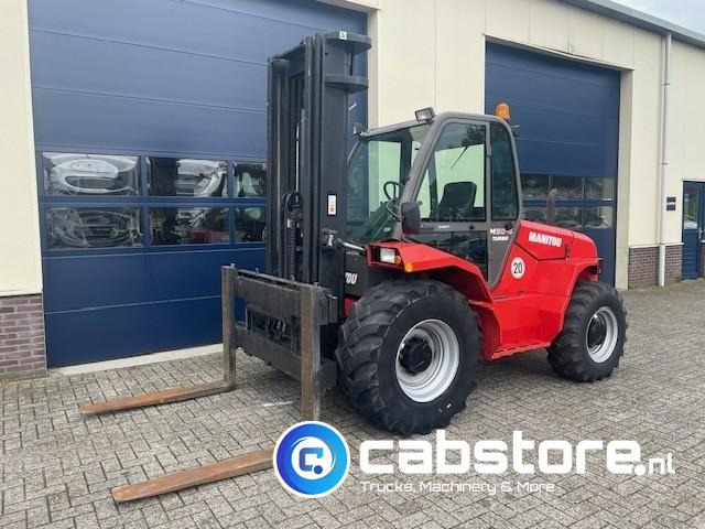 Manitou M 50-4 Turbo offroad forklift  4x4 Ruwterrein heftruck - Bouwjaar 2012 - Freelift - 5 Ton - Chariot tout terrain: photos 1 Manitou M 50-4 Turbo offroad forklift  4x4 Ruwterrein heftruck - Bouwjaar 2012 - Freelift - 5 Ton - Chariot tout terrain: photos 1