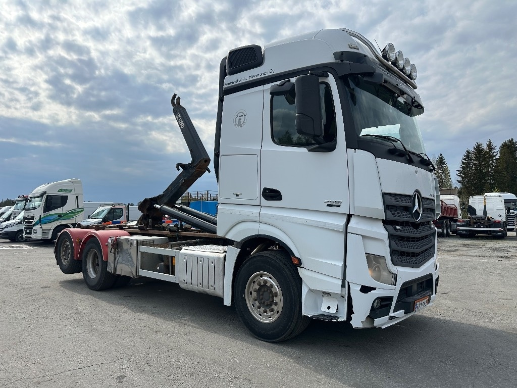 Mercedes-Benz Actros 2551 6x2*4 - Camion ampliroll: photos 3 Mercedes-Benz Actros 2551 6x2*4 - Camion ampliroll: photos 3