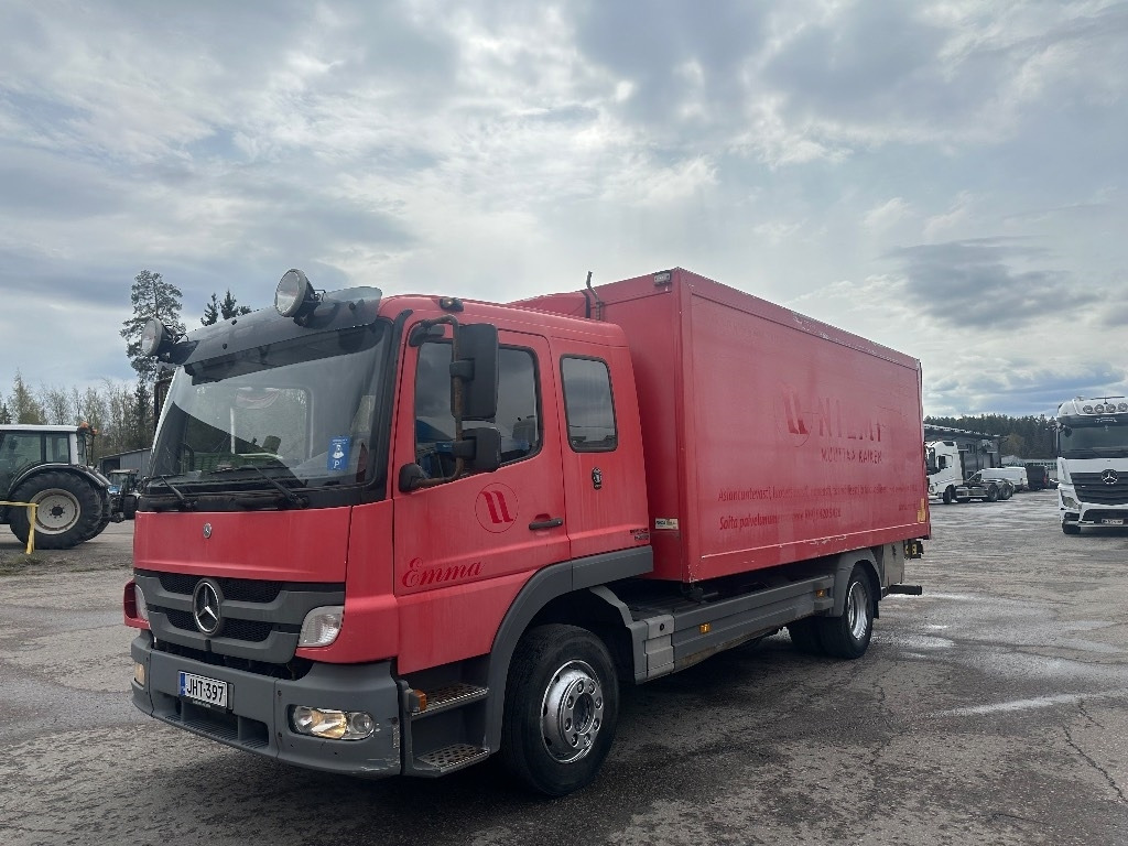 Mercedes-Benz Atego 1324L - Camion fourgon: photos 1 Mercedes-Benz Atego 1324L - Camion fourgon: photos 1