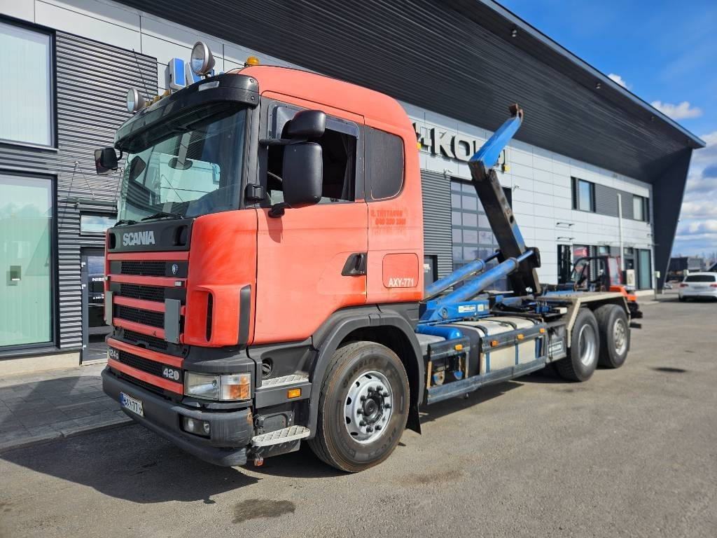 Scania R124 6x2*4 - Camion ampliroll: photos 1 Scania R124 6x2*4 - Camion ampliroll: photos 1