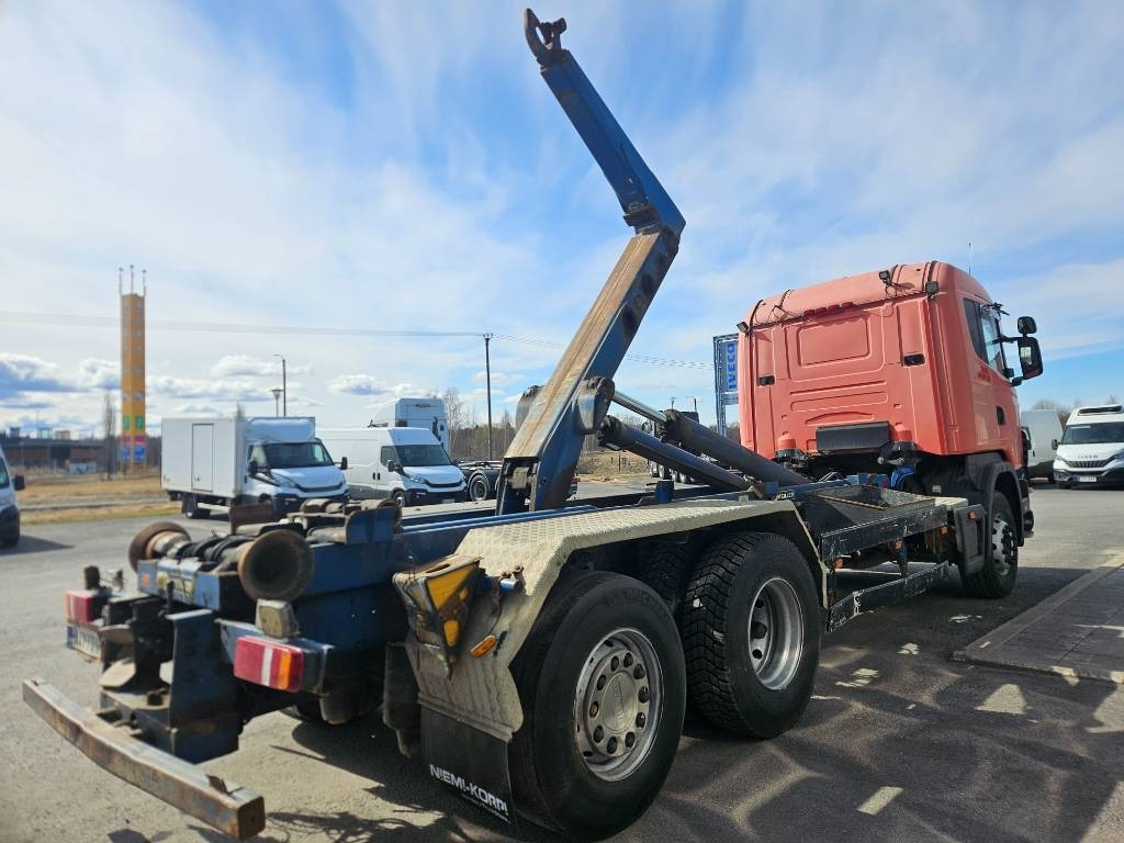 Scania R124 6x2*4 - Camion ampliroll: photos 4 Scania R124 6x2*4 - Camion ampliroll: photos 4
